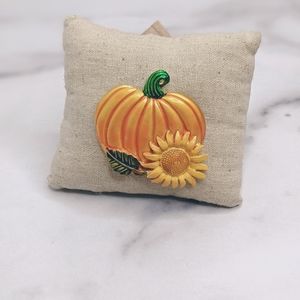 Vintage enamel pumpkin & sunflower brooch